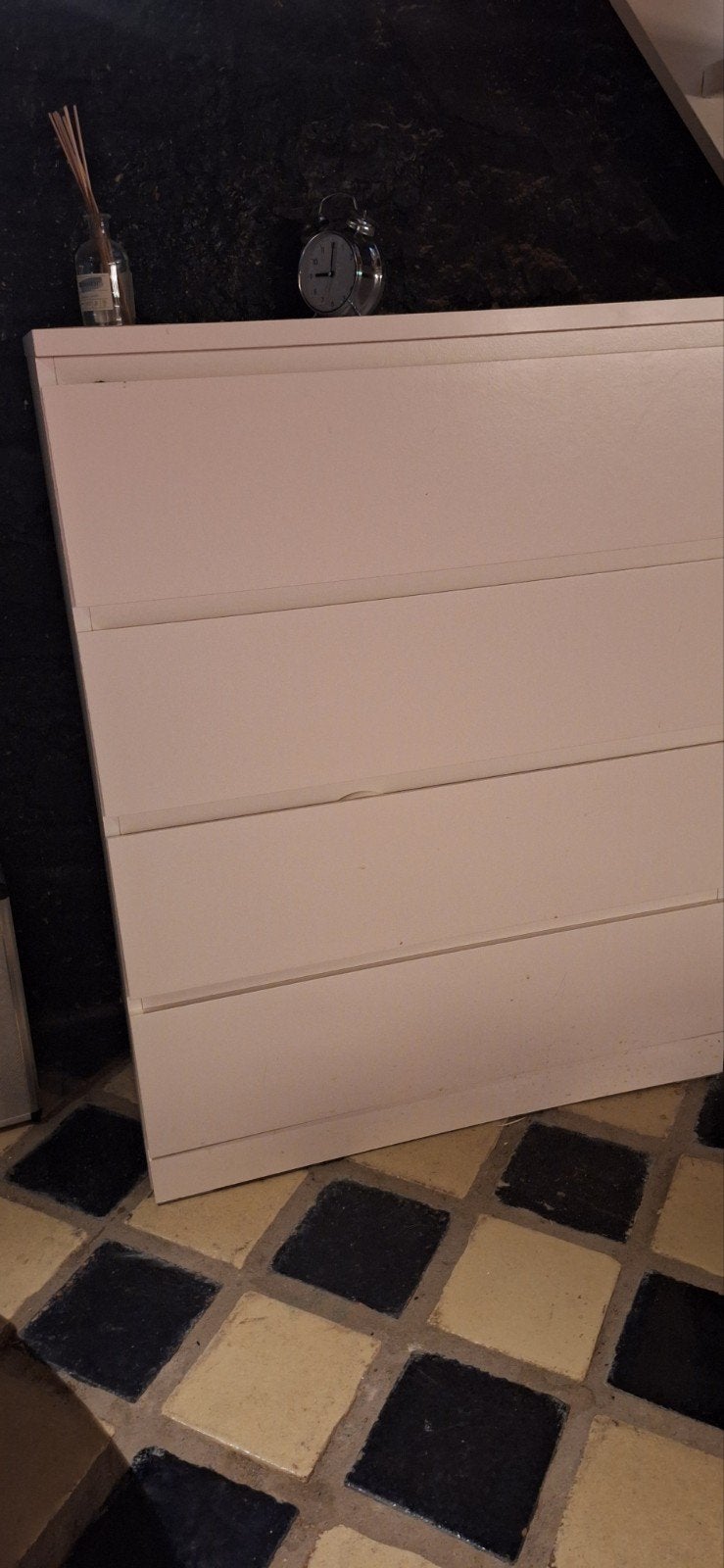 IKEA ladekast met 4 lades, Ophalen