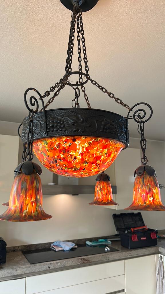 Antieke hanglamp gekleurd glas, Ophalen