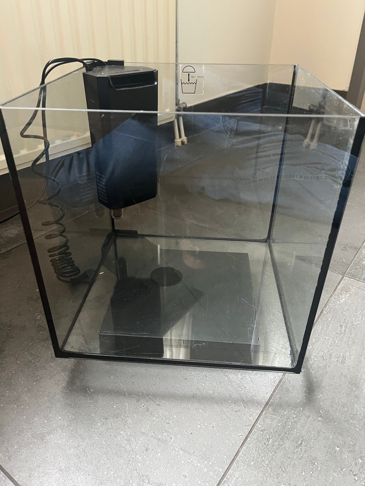 Superfish qube 30 l aquarium, compleet, Ophalen, Gebruikt, Leeg aquarium, Superfish