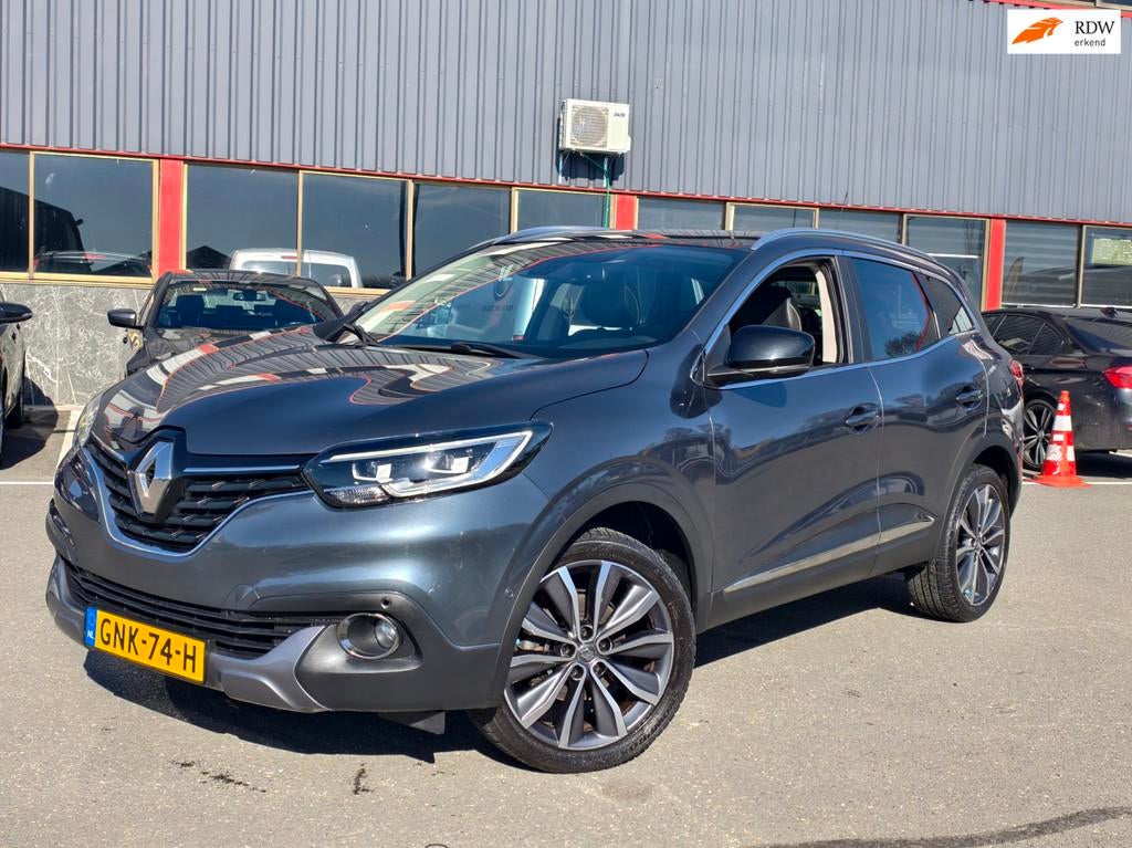 Renault KADJAR 1.2 TCe Extase / AUTOMAAT / PANO / BOSE / CAM, Kadjar, Stof, Gebruikt, Euro 6