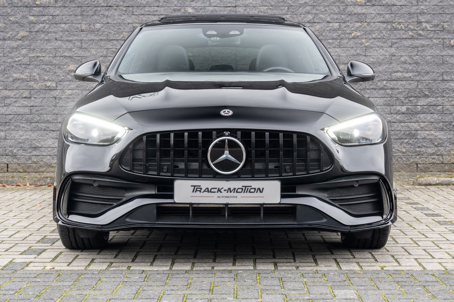 Mercedes-Benz C-klasse 300 e AMG Pano Leder, Auto's, Automaat, Dealer onderhouden, Achterwielaandrijving, Euro 6