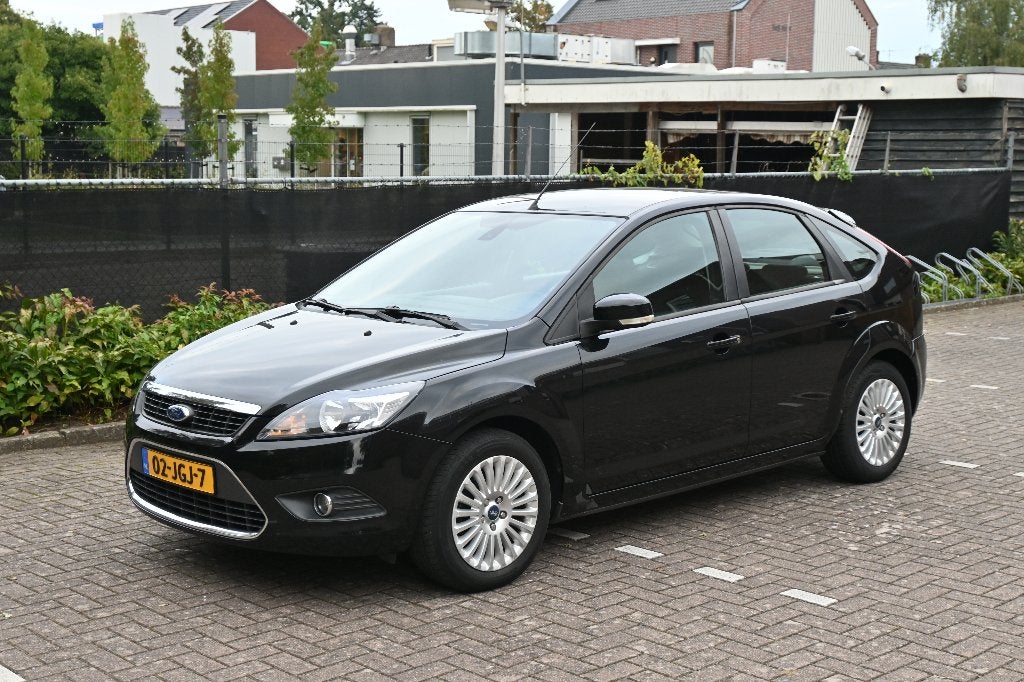 Ford Focus 1.6 74KW 5D 2009 Zwart Titanium, 1596 cc, Zwart, 4 cilinders, Origineel Nederlands
