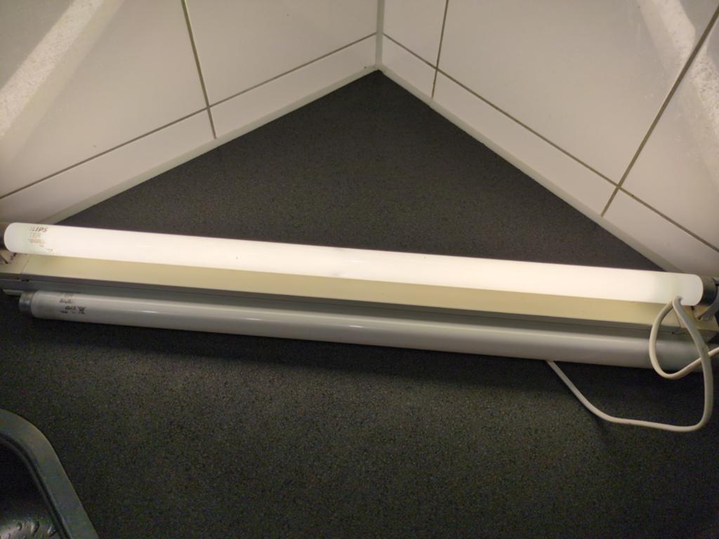 Philips Master TL-D 18W/830 en 8W/830 TL-lampen + armatuur, Ophalen of Verzenden, Gebruikt, Overige typen