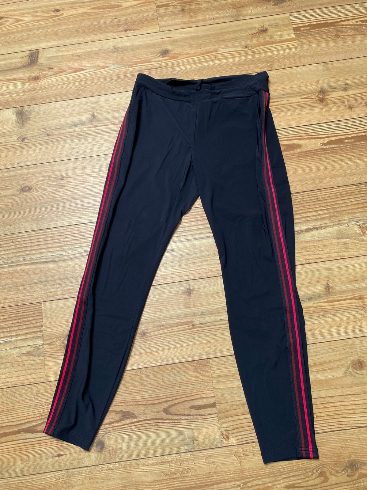 Studio anneloes broek dinkerblauw met rode bies maat L, Kleding | Dames, Broeken en Pantalons, Ophalen of Verzenden, Blauw, Lang