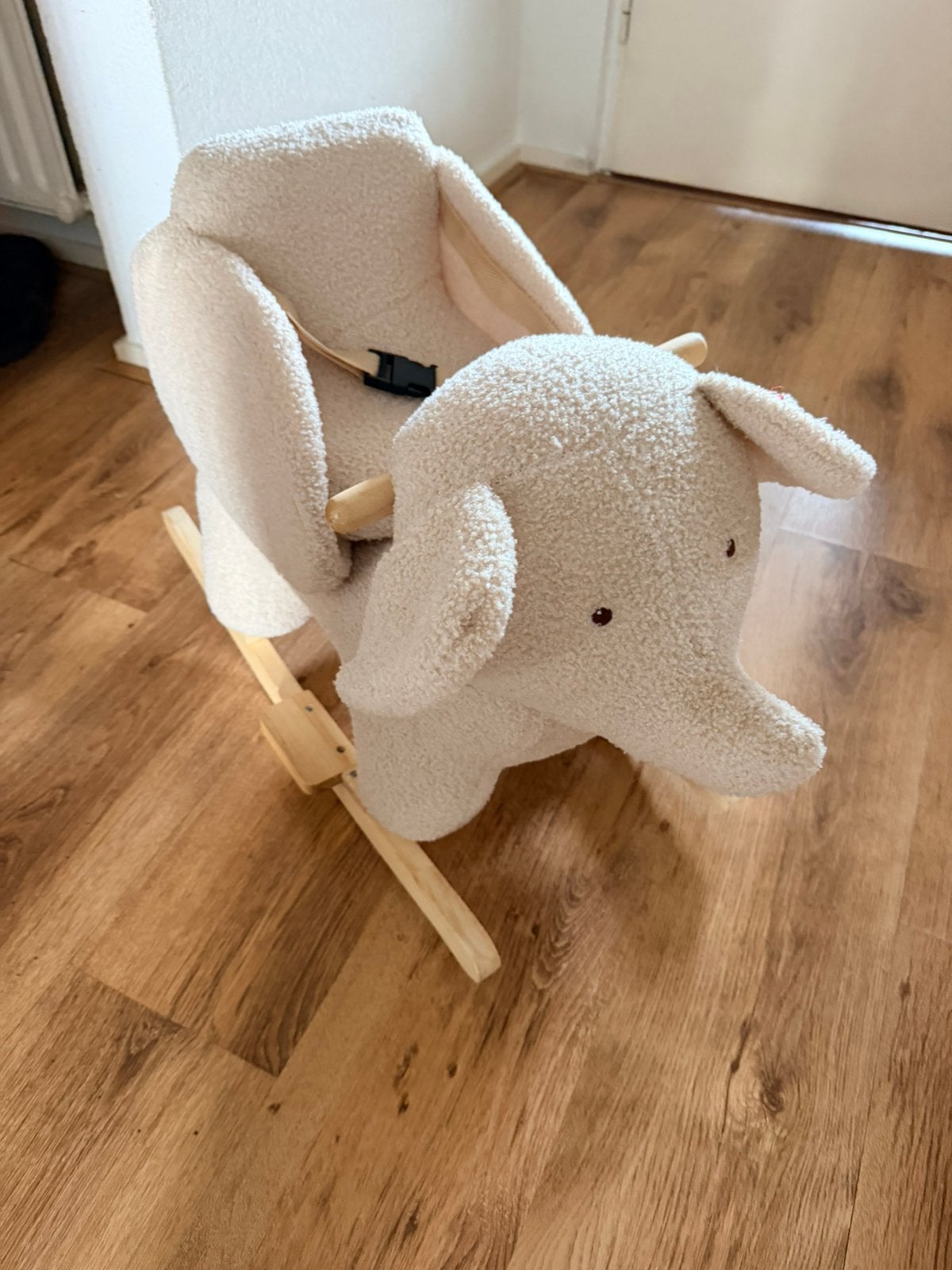 Olifant schommelstoel, Ophalen, Gebruikt