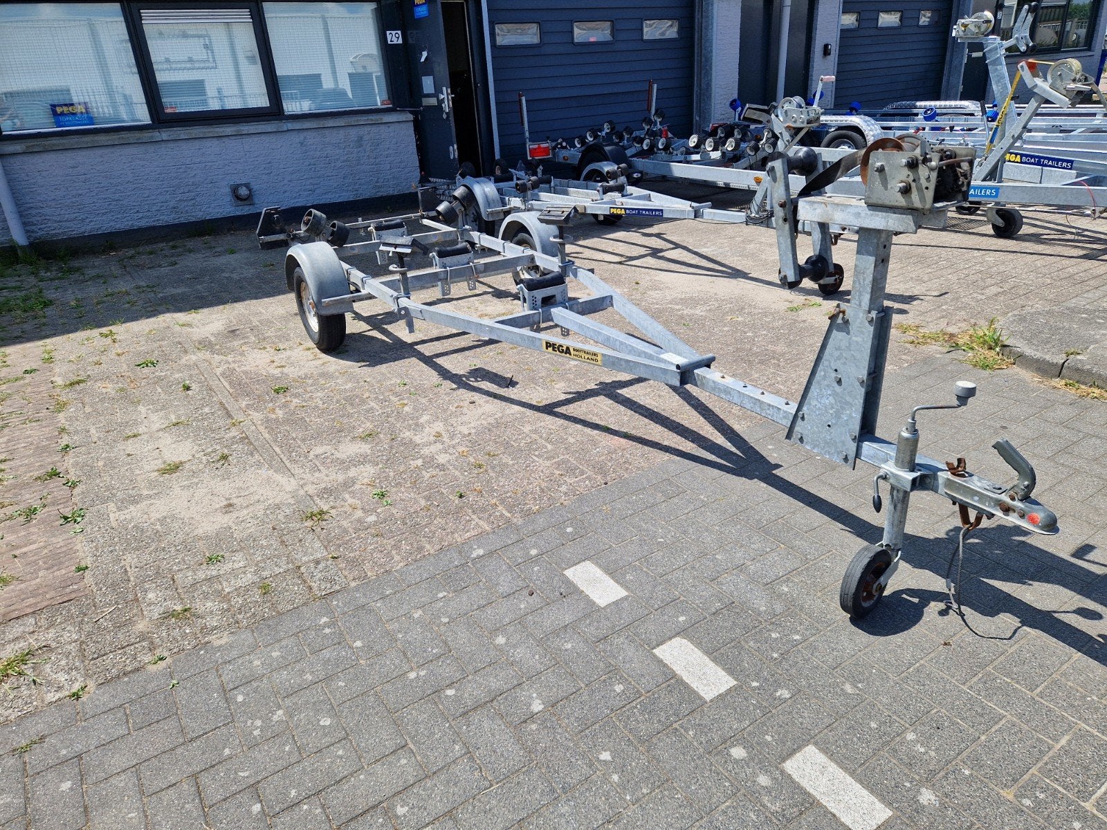 Pega trailer met een 650KG as  !!!
