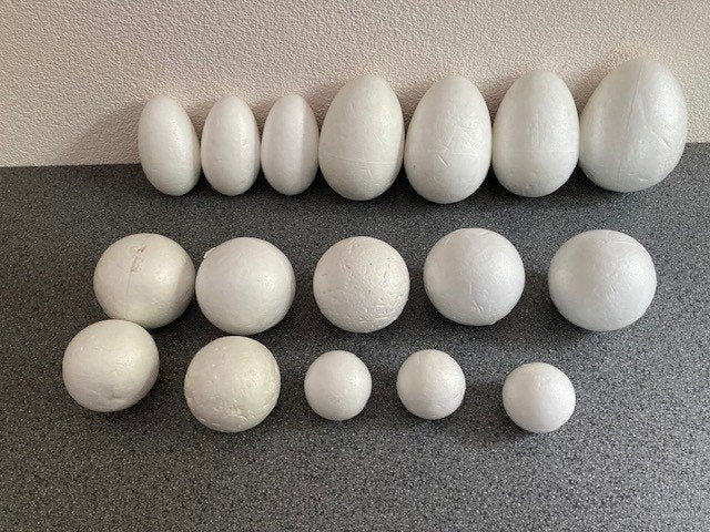 KNUTSELEN groot pakket piepschuim bollen en eieren, Hobby en Vrije tijd, Knutselen, Geschikt voor stof, Nieuw, Ophalen of Verzenden