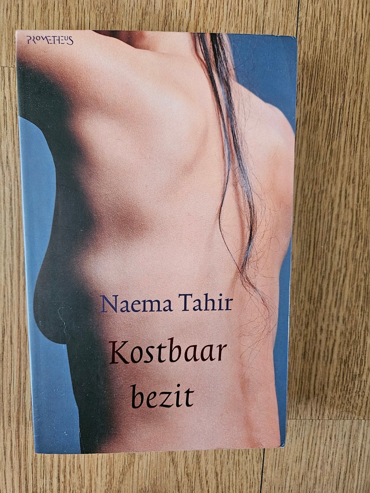 Kostbaar bezit van Naema Tahir, Ophalen of Verzenden, Gelezen, Naema Tahir