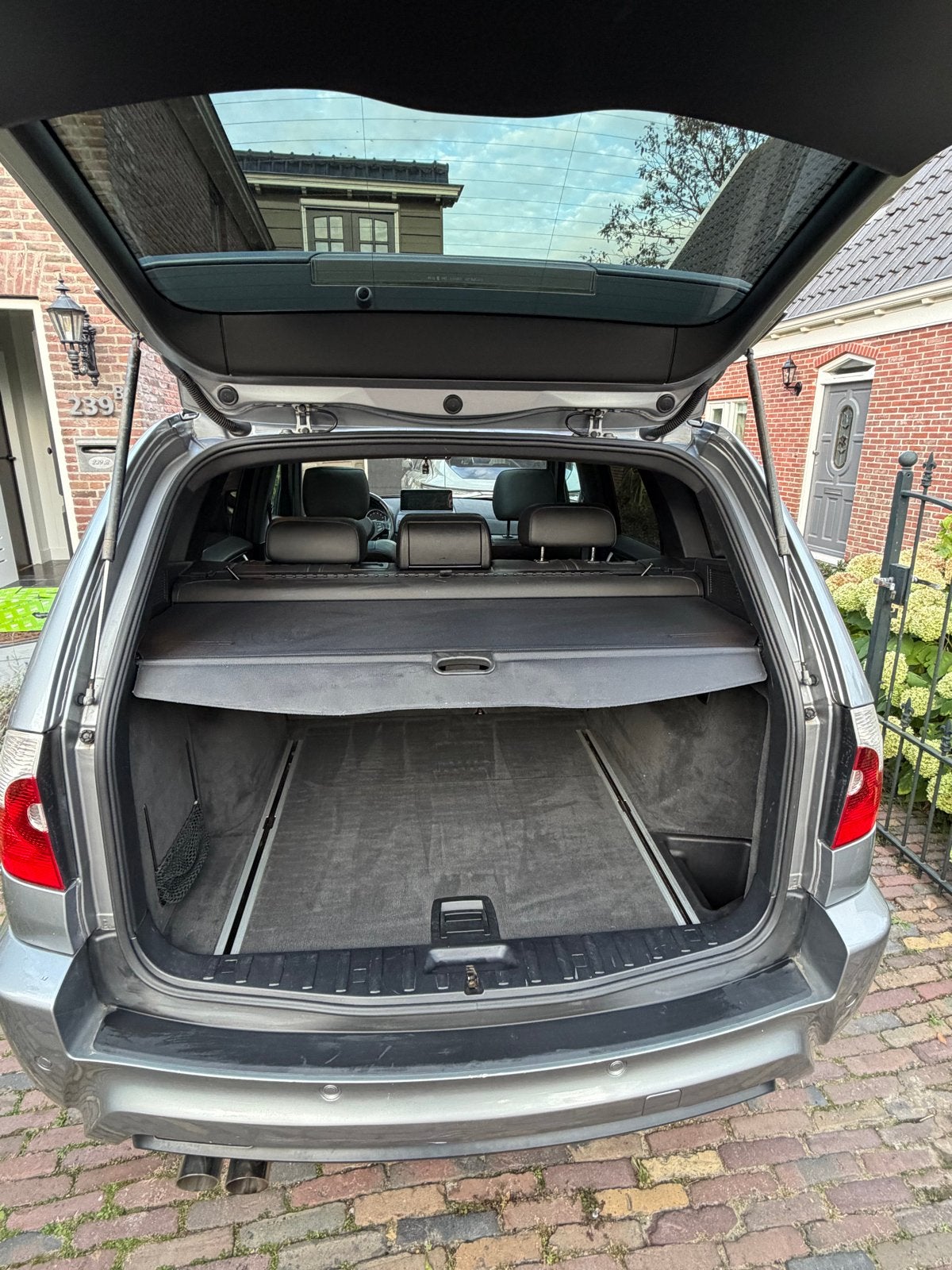 Foto 8 van Bmw X3 3.0i high exclusive M uitvoering, pano-dak, leder