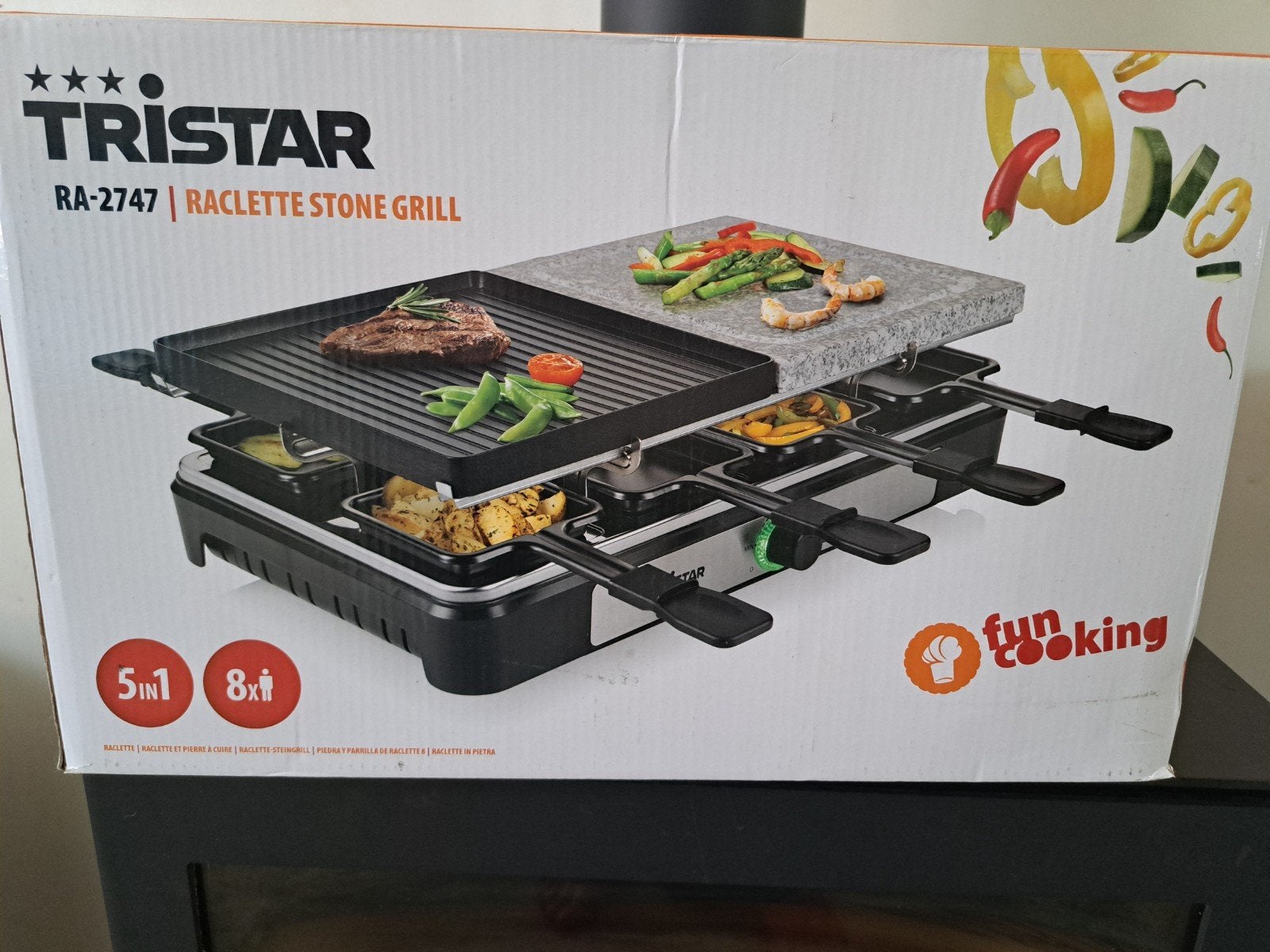 Tristar RA-2747 Raclette Stone Grill - 8 personen, Witgoed en Apparatuur, Ophalen of Verzenden, Nieuw, 8 personen of meer