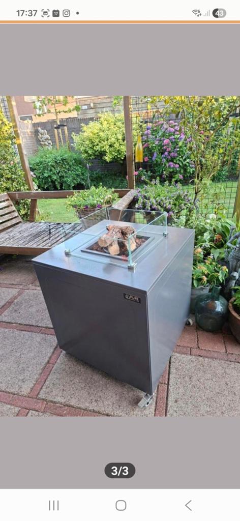 Vuurtafel met gasfles, Ophalen, Zo goed als nieuw
