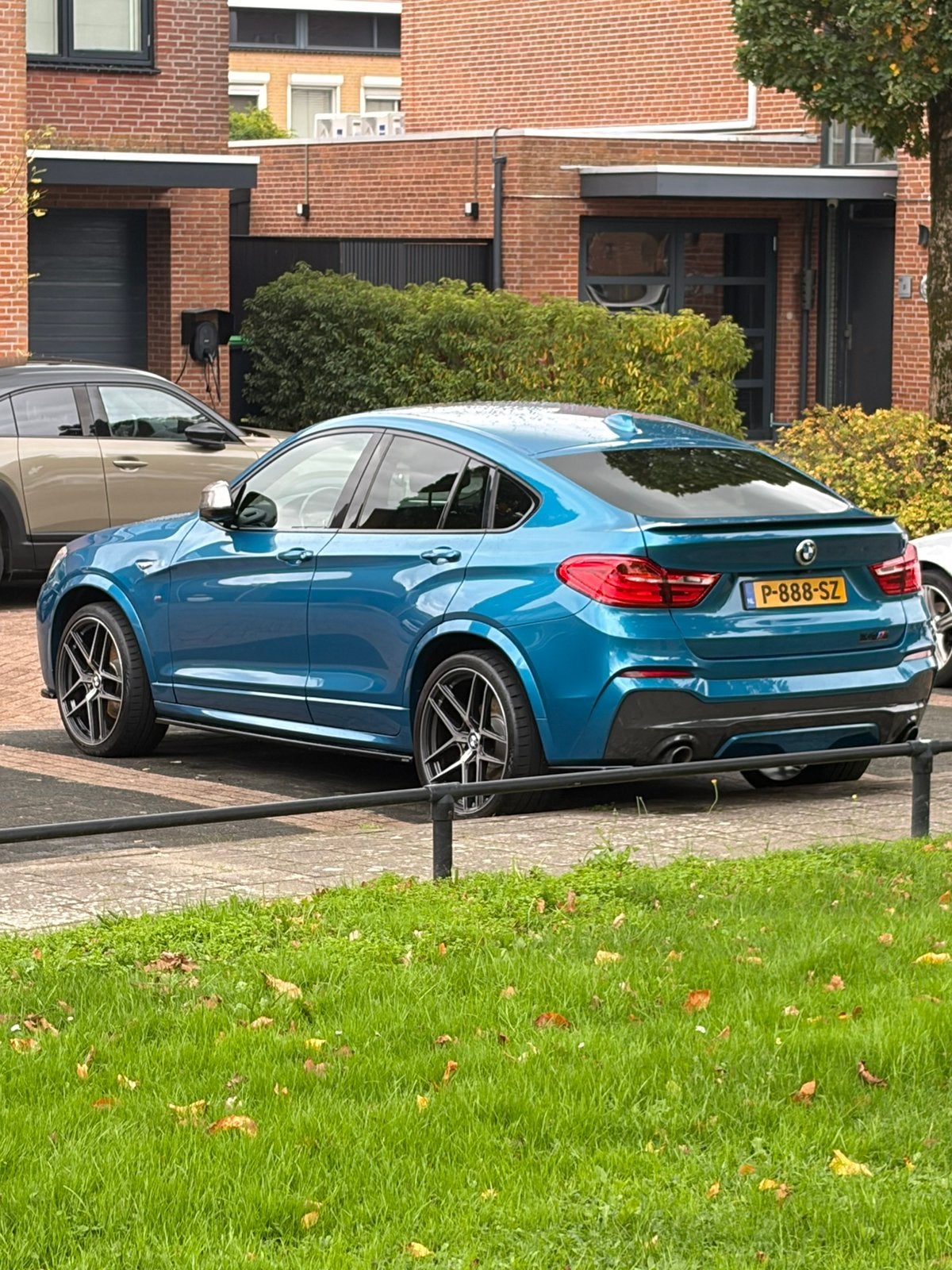 BMW X4 3.0 Xdrive M40i AUT 2017 Blauw, Automaat, Zwart, 2000 kg, Blauw