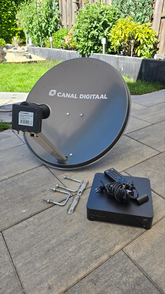 Canal Digitaal Satellietset: Schotel, LNB en Ontvanger, Ophalen, Gebruikt, Alle leeftijden, Boxset