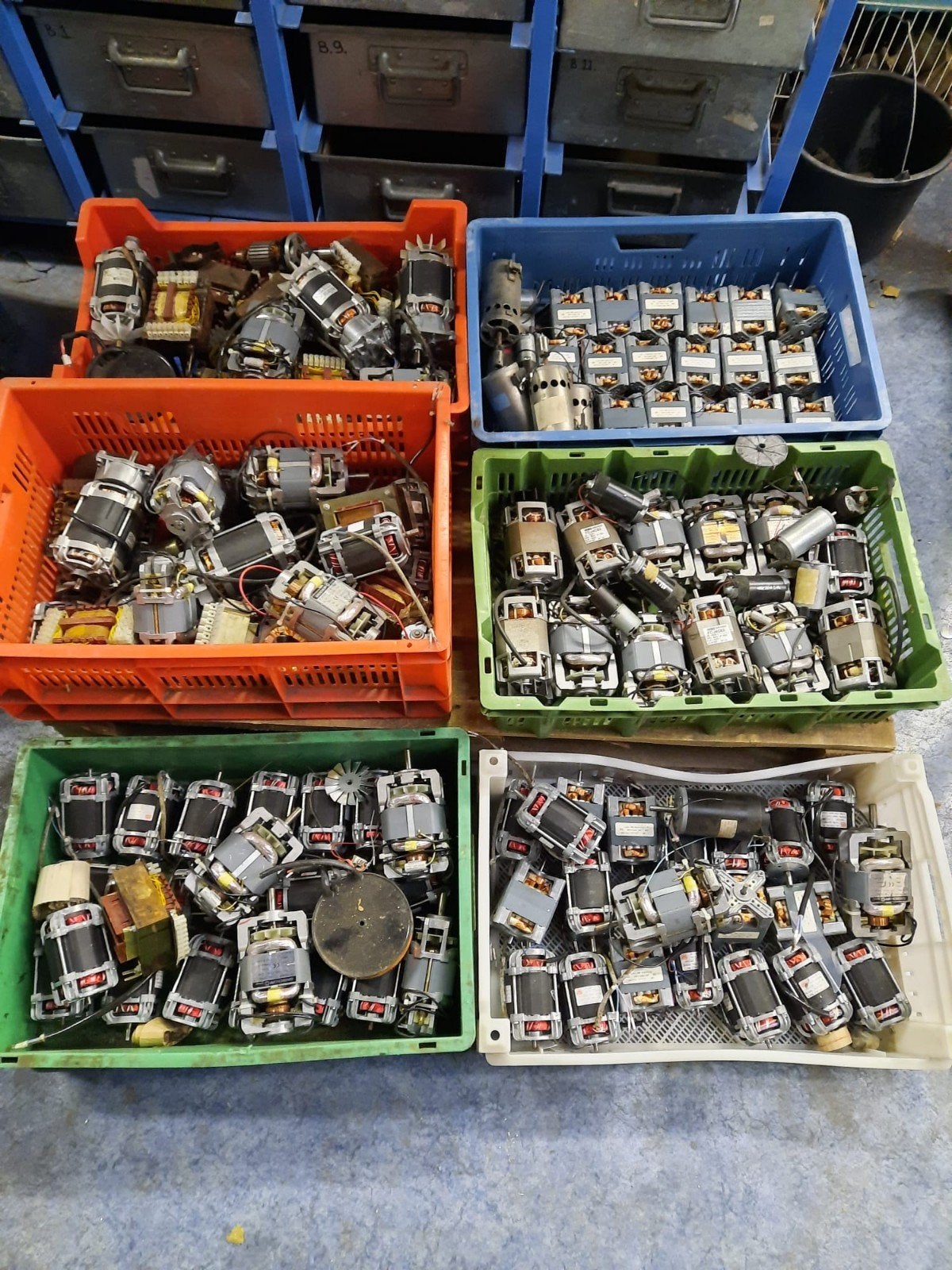 Partij elektromotoren en transformatoren, Ophalen of Verzenden