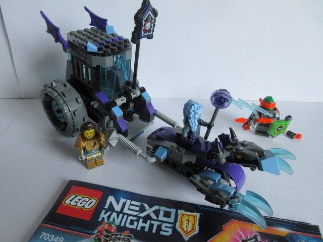 70349 Lego Nexo Knights, Ruina's Lock & Roller met boekje., Ophalen of Verzenden, Zo goed als nieuw, Complete set, Lego