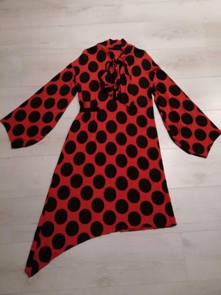 Zara asymmetrische jurk rood zwart M, Maat 38/40 (M), Zara, Ophalen of Verzenden, Zo goed als nieuw