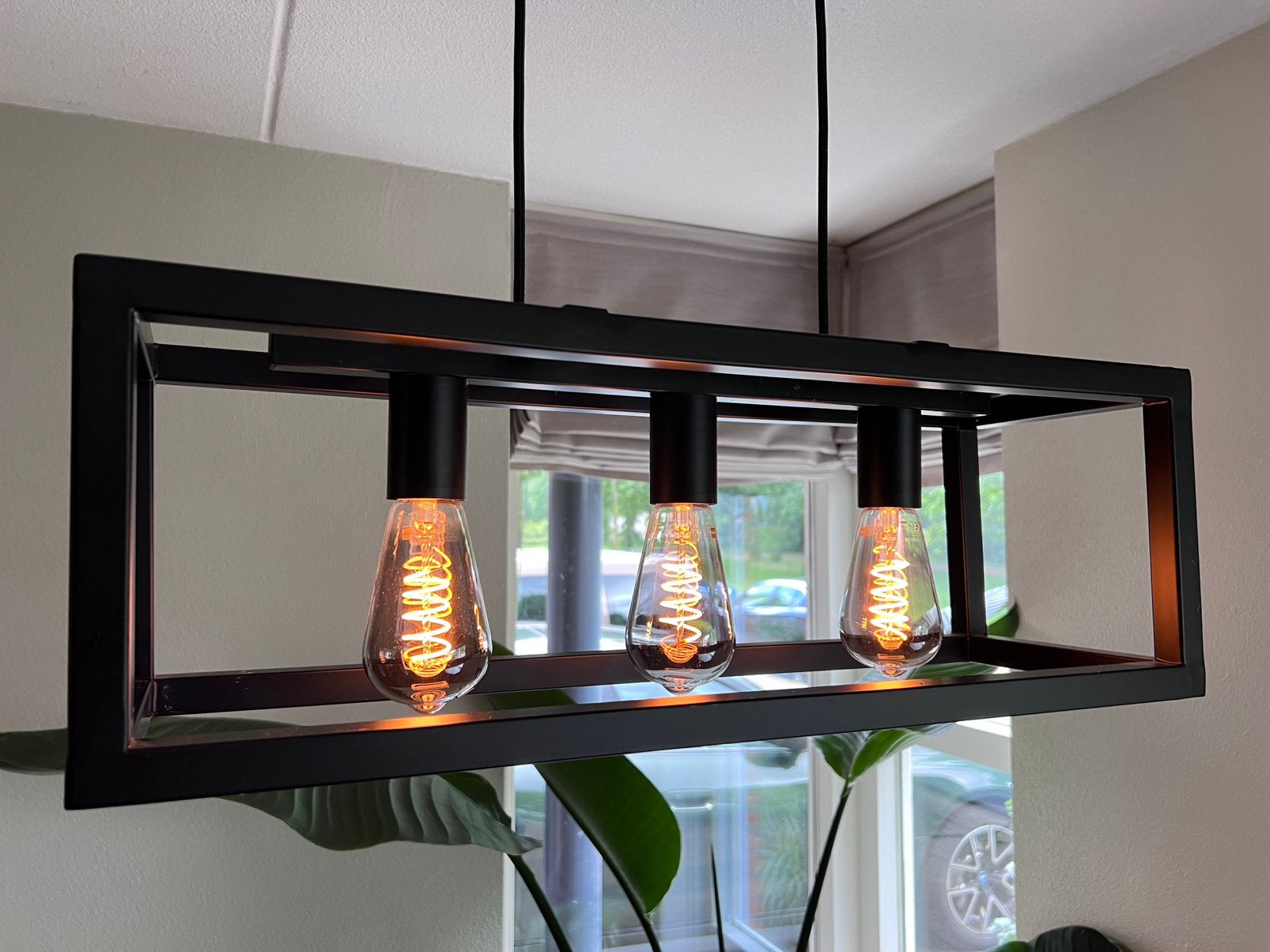 Leuke stoere hanglamp zwart 20x60 cm (Ixb), Huis en Inrichting, Lampen | Hanglampen, Ophalen, Zo goed als nieuw, Metaal, Minder dan 50 cm