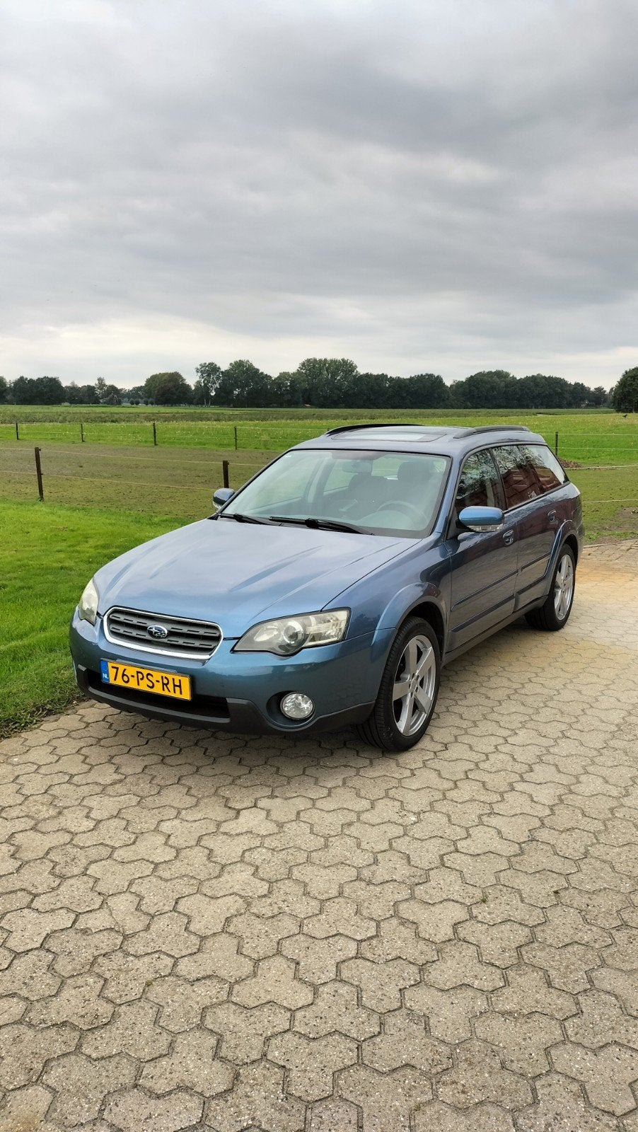 Subaru Outback 2.5I Aut. 2004 Blauw, Automaat, 4 cilinders, Blauw, 1415 kg