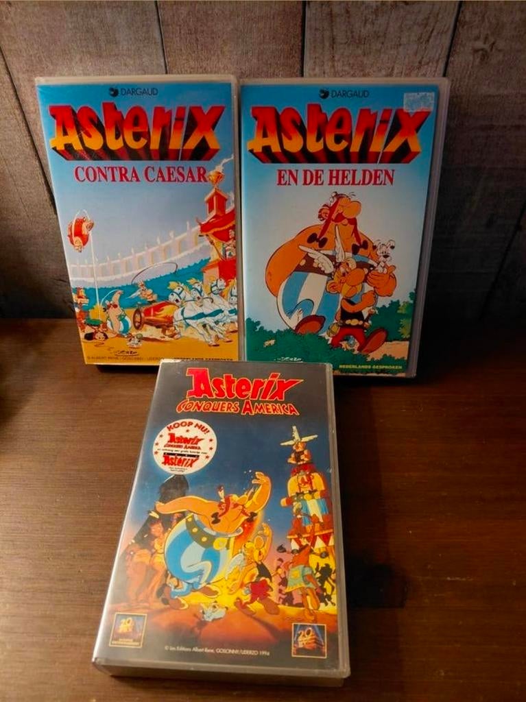 3 Asterix en Obelix videobanden., Alle leeftijden, Ophalen of Verzenden, Gebruikt