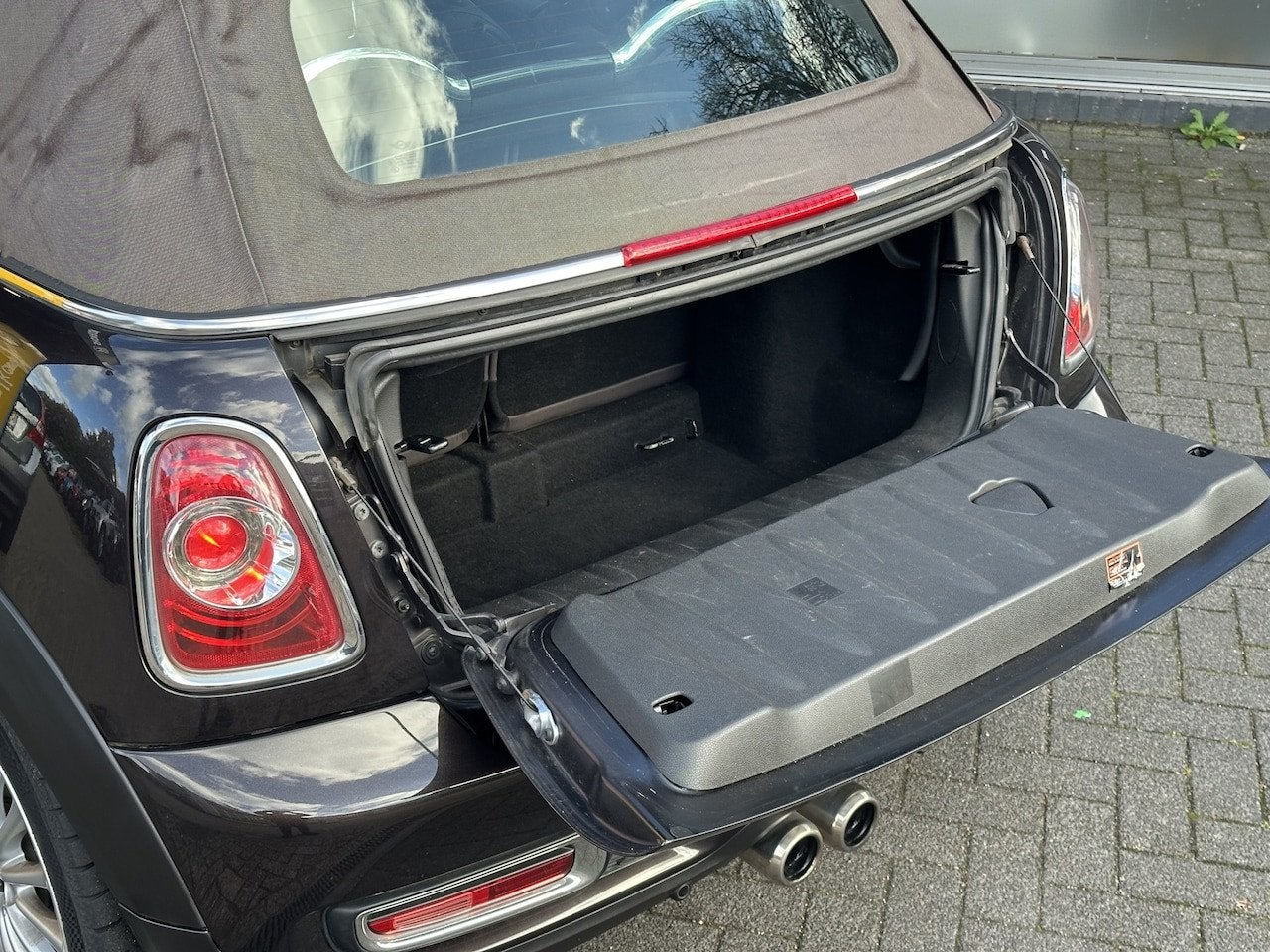 MINI Cabrio 1.6 Cooper S Chili CLIMA / CRUISE / NAVI / STOEL, Auto's, Voorwielaandrijving, Euro 5, Gebruikt, Xenon verlichting