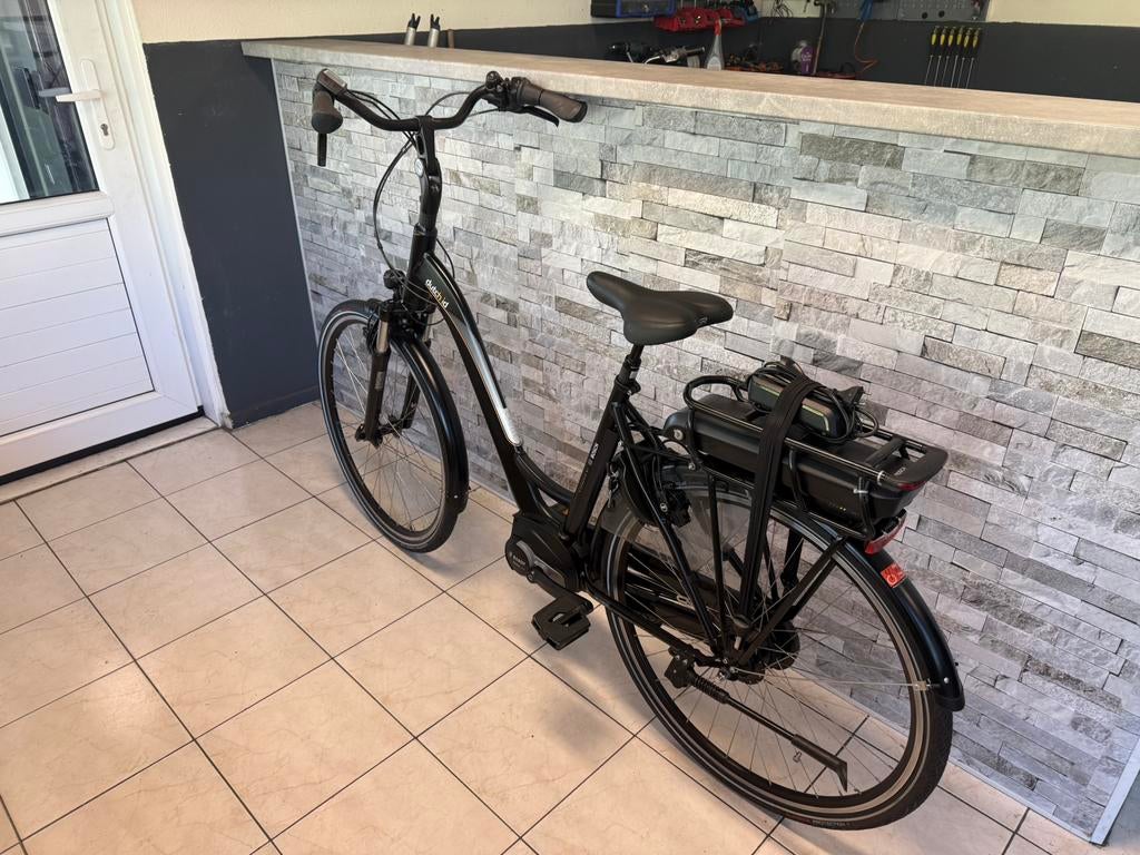 NIEUWSTAAT E-Bike Dutch Id TOTAAL 4700km. Bosch Active Line., -, -, Zo goed als nieuw, -