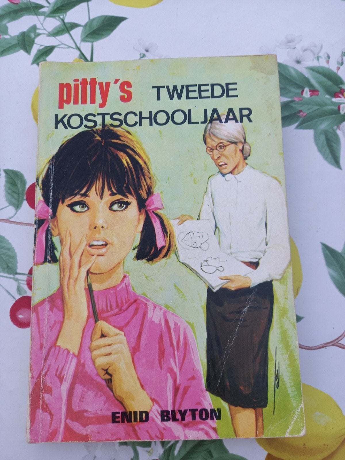 M7 Pitty's Tweede Kostschooljaar - Enid Blyton, Boeken, Ophalen of Verzenden, Gelezen, Enid Blyton, Fictie