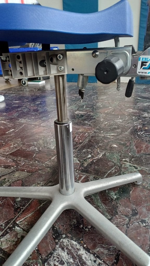 Partij Werksitz type WS 1210 E industriële werkstoelen, Ophalen, In hoogte verstelbaar, Gebruikt, IJzer