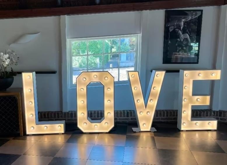 Licht LOVE letters, Ophalen, Zo goed als nieuw, Overige