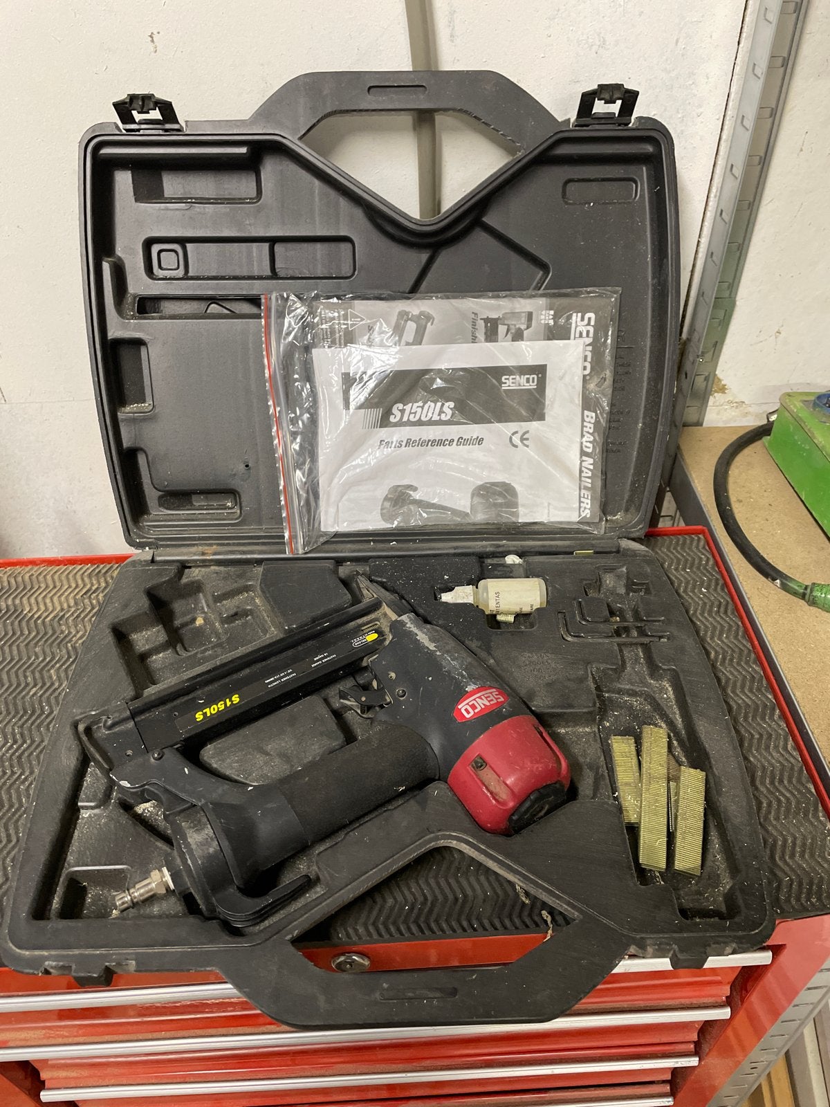 SENCO S150LS tacker in koffer, Doe-het-zelf en Verbouw, Gereedschap | Handgereedschap, Ophalen of Verzenden, Gebruikt, Tacker/nietmachine
