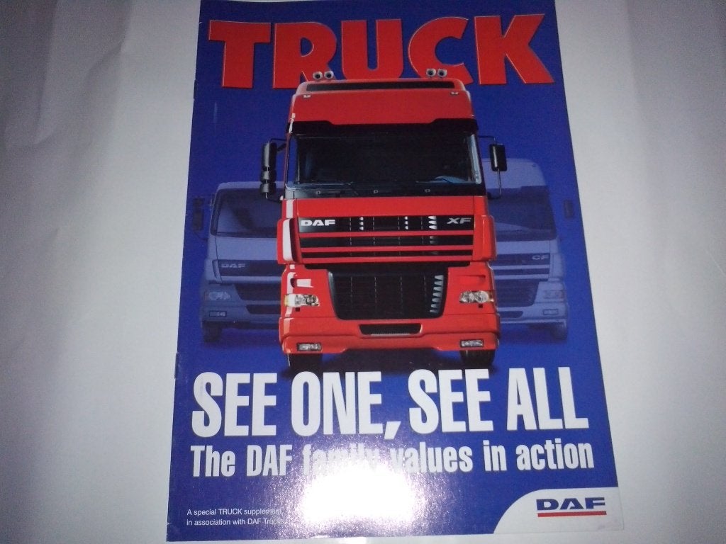 4x DAF XF Super Space Cab SSC + XF brochures folders, Ophalen of Verzenden, Zo goed als nieuw, Overige merken
