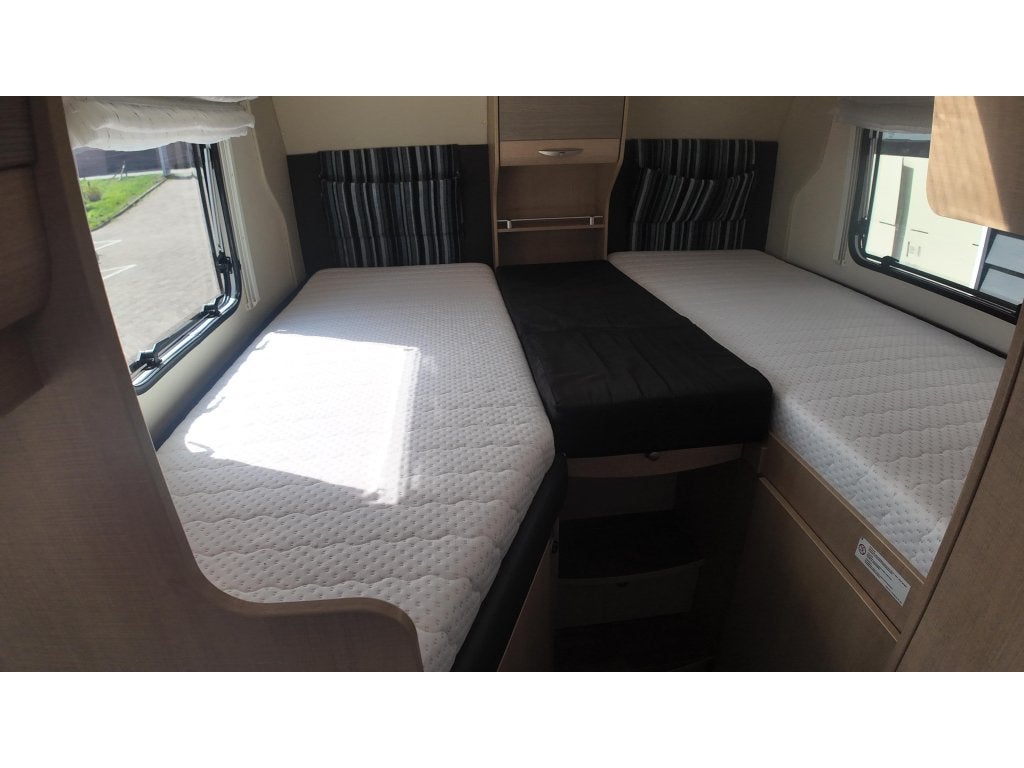 Bürstner TravelVan 620 compact, enkele bedden, airc, Chemisch toilet, Standaard zit, Koelkast, Fiat