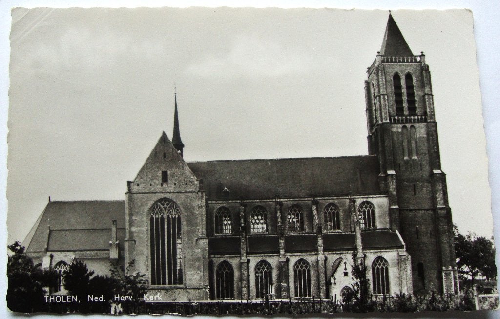 ansichtkaart kerken Nederland e/o nr. 11 - Tholen Zeeland, Ophalen of Verzenden, 1940 tot 1960, Ongelopen, Zeeland