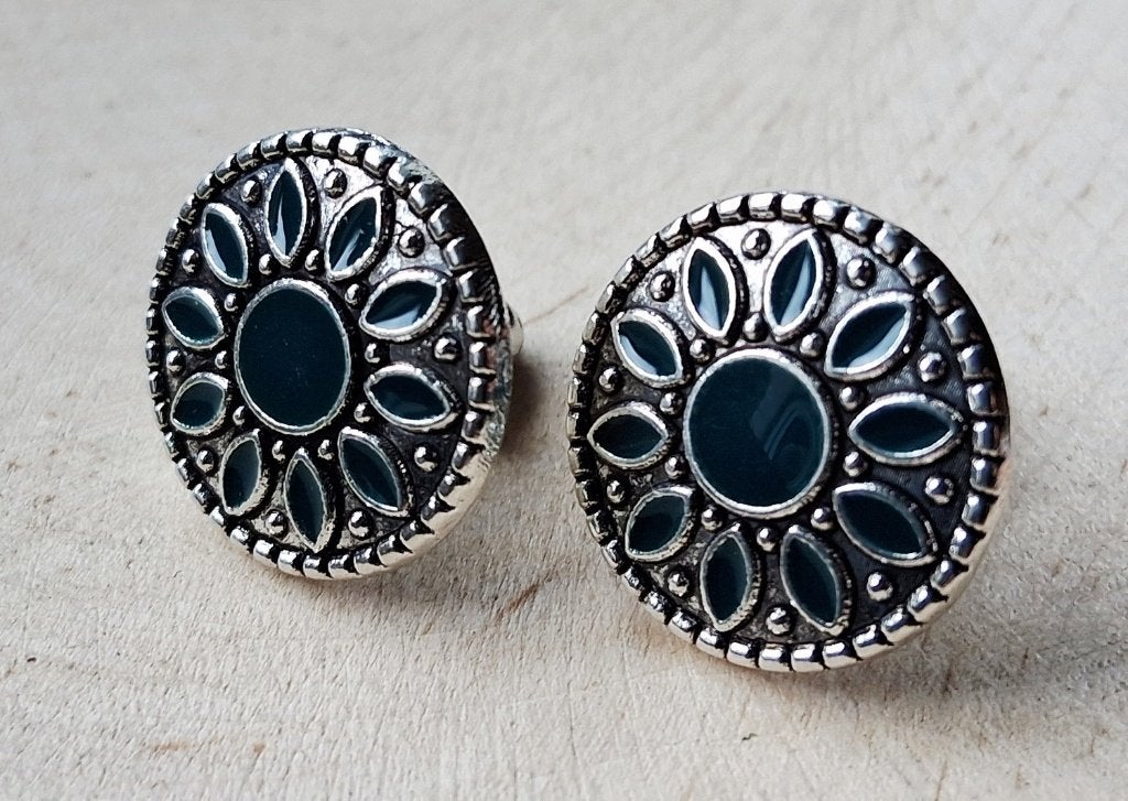 vintage boho oorbellen stekers donkergroen, Ophalen of Verzenden, Nieuw, Overige kleuren, Overige materialen