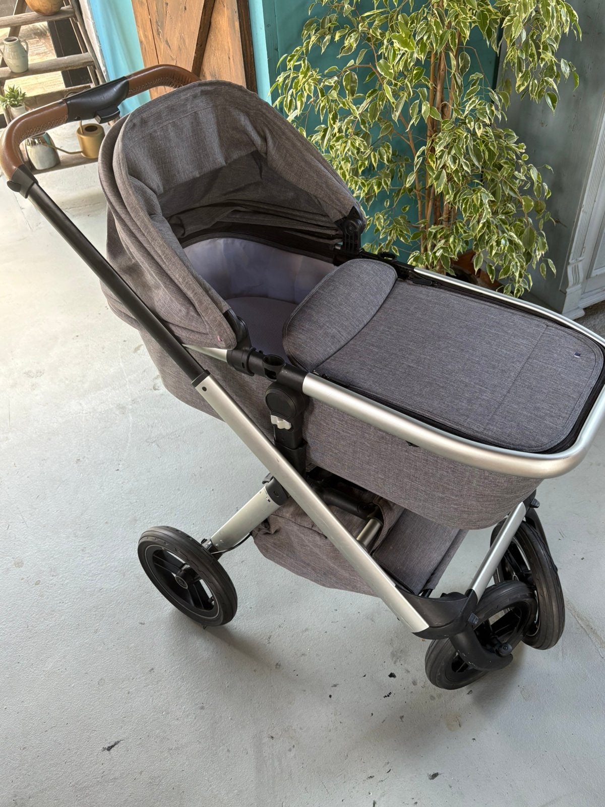 Kinderwagen( combi) complete Dubatti One E3 antraciet/cognac, Kinderen en Baby's, Kinderwagens en Combinaties, Gebruikt, Combiwagen