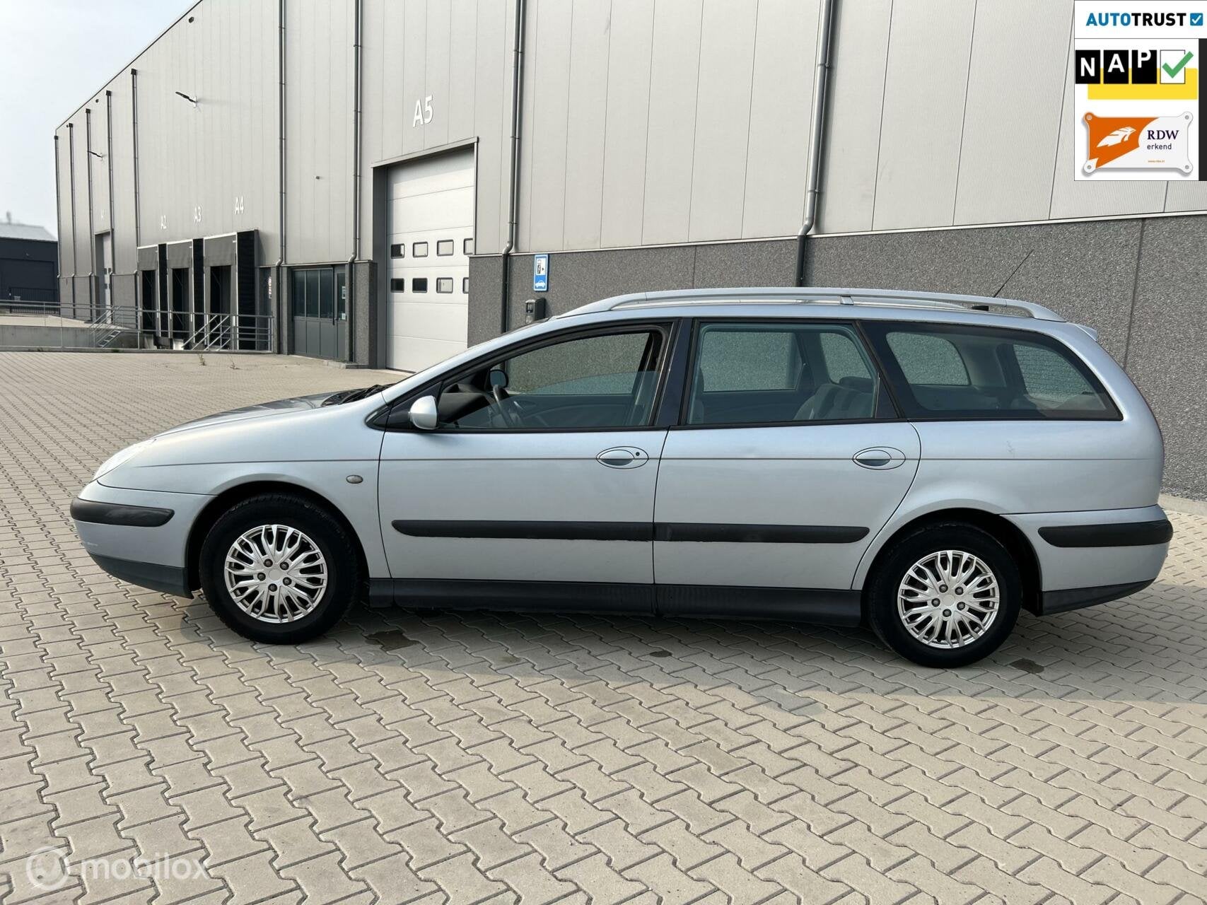 Citroen C5 Break 1.8-16V CRUISE CONTR/LUCHTVERING/AIRCO/, Auto's, Citroën, Gebruikt, Automatische klimaatregeling, 116 pk, Origineel Nederlands