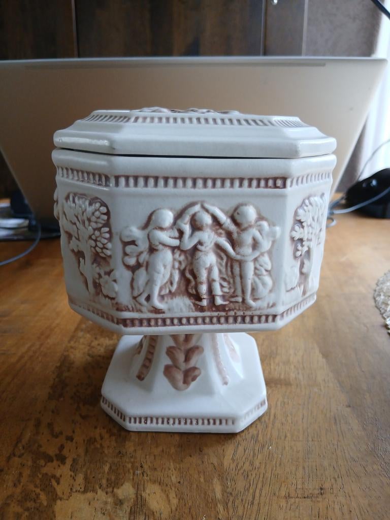 Biscuit porselein doos vintage, Ophalen of Verzenden