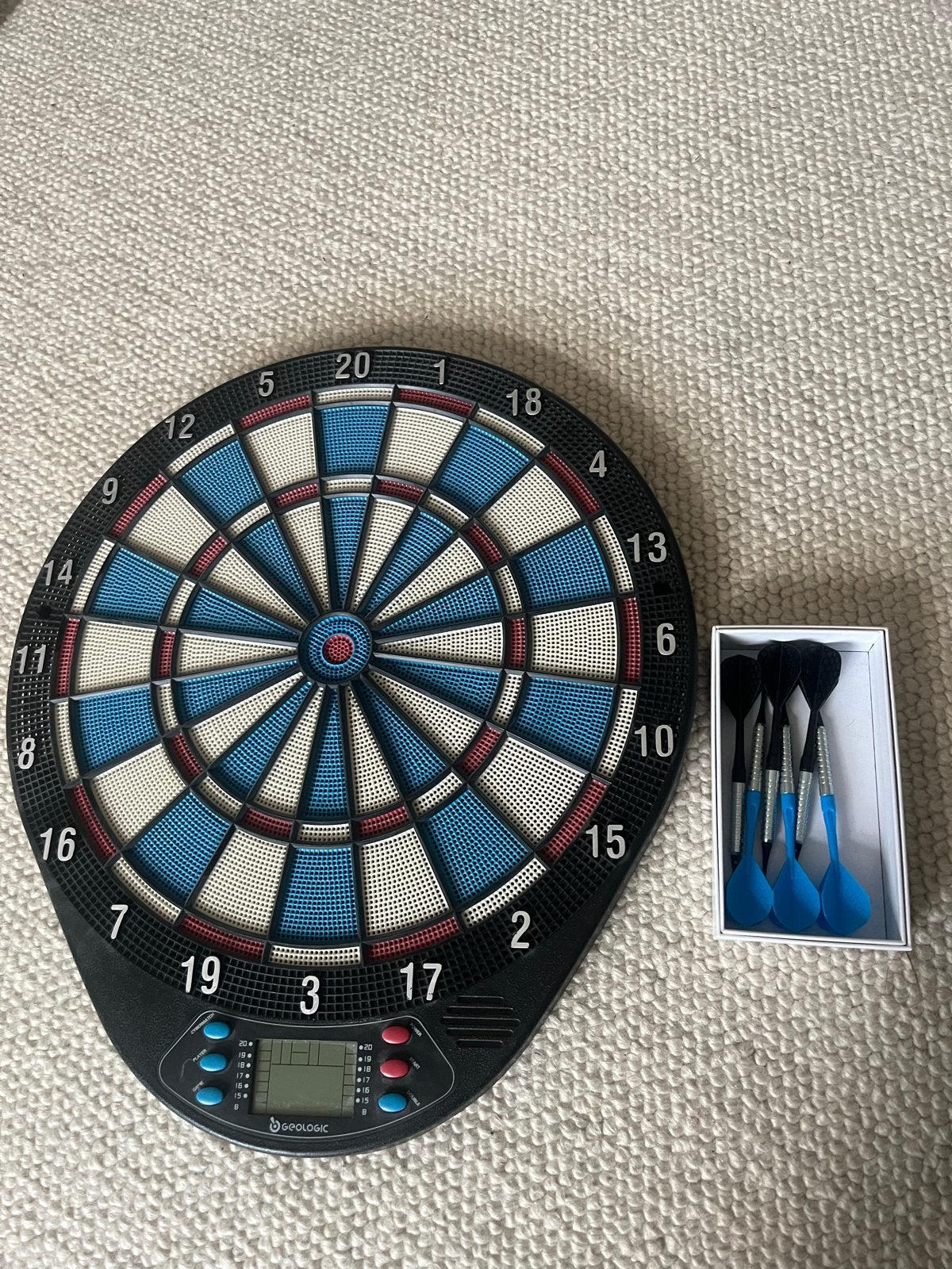Elektronisch dartbord met soft tip pijlen, Sport en Fitness, Ophalen of Verzenden, Zo goed als nieuw, Dartbord met pijlen, Elektronisch