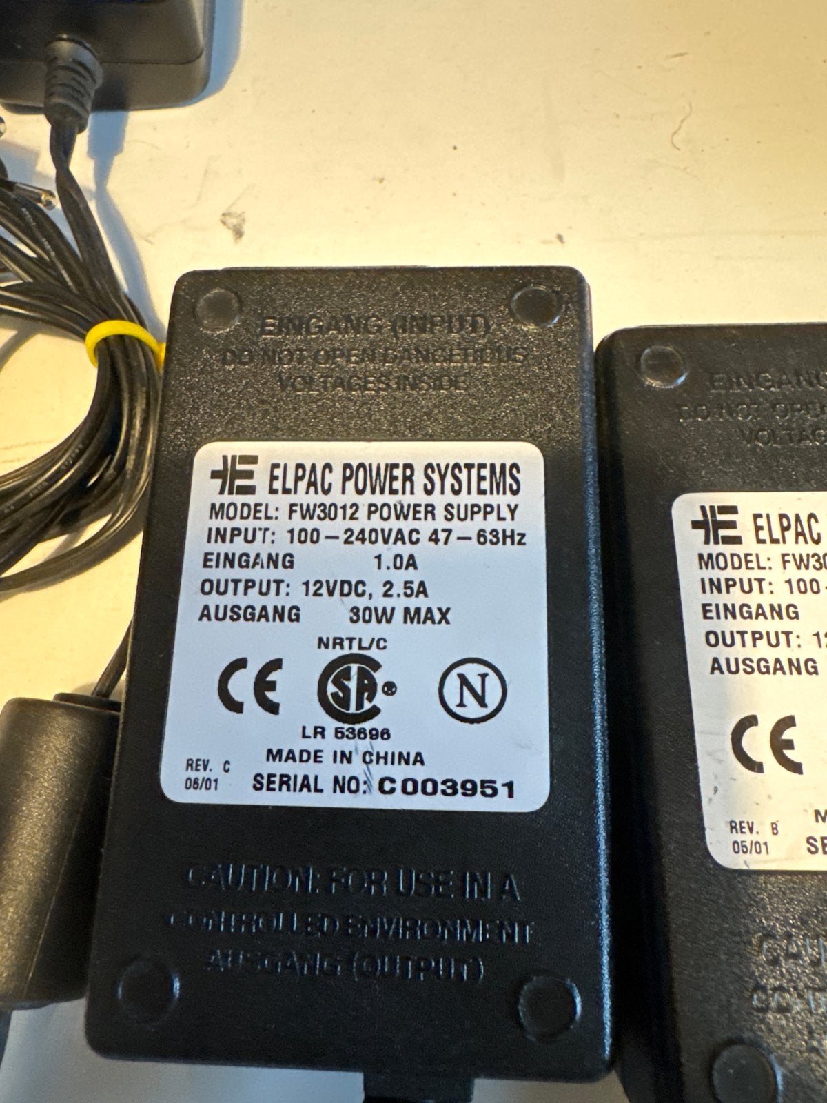 ELPAC Power Systems FW3012 Voeding 12V 2.5A, Ophalen of Verzenden, Gebruikt