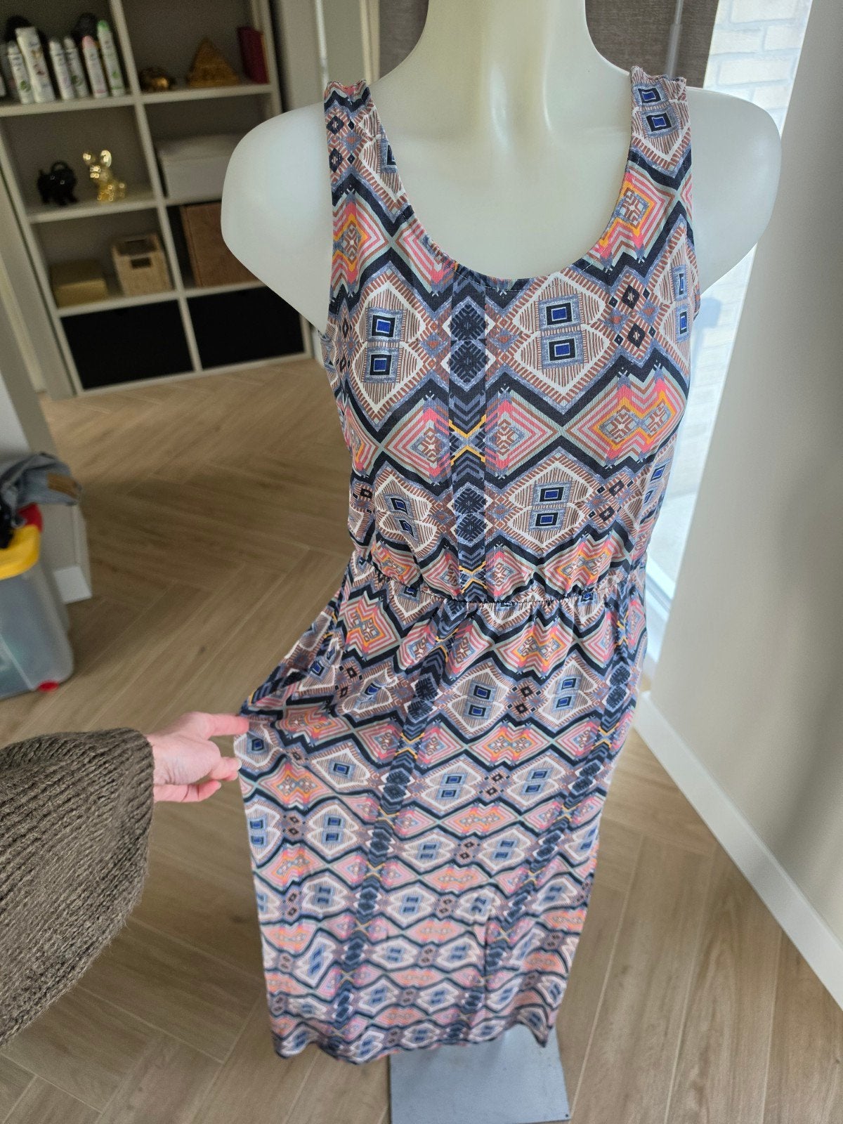 Vero Moda lange jurk maat m boho ibiza look

zie ook mijn an, Maat 38/40 (M), Meerkleurig, Vero Moda, Ophalen of Verzenden