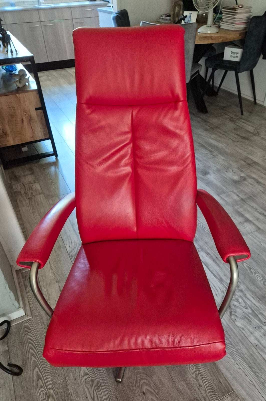 Leren Prominent Relaxfauteuil, Huis en Inrichting, Fauteuils, Ophalen, Minder dan 75 cm, Leer, Zo goed als nieuw