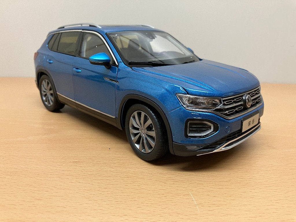 Volkswagen Tayron van 2018  blauw metallic  1/18 Paudi, Ophalen of Verzenden, Nieuw, Auto, Overige merken