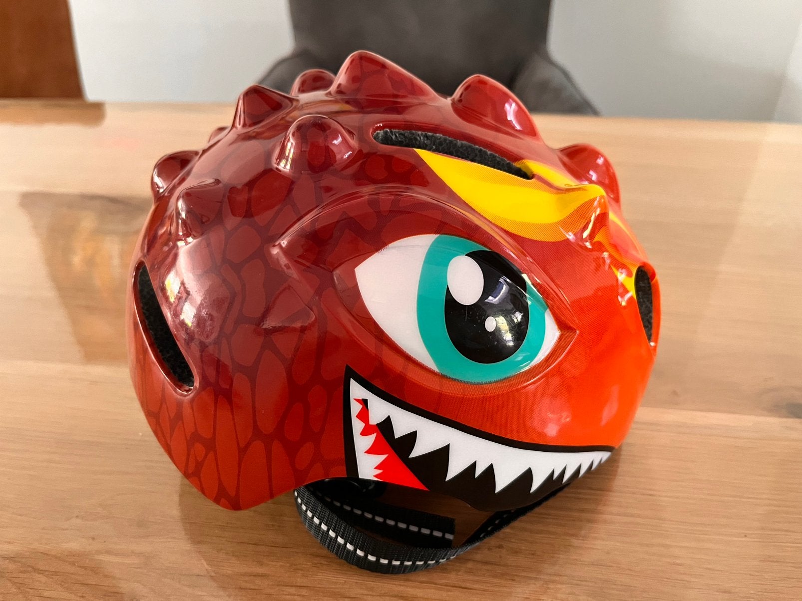 Stoere drakenfietshelm rood maat S 50-54 cm, 260gr., Ophalen, Gebruikt, S, Jongen of Meisje