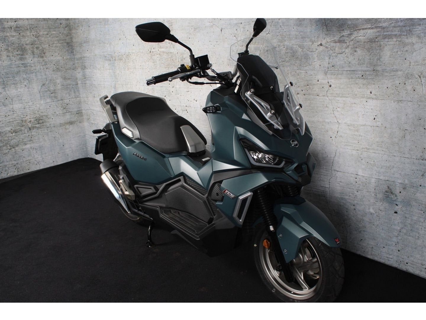 SYM ADX 125, SYM, Scooter, Bedrijf, Onbekend