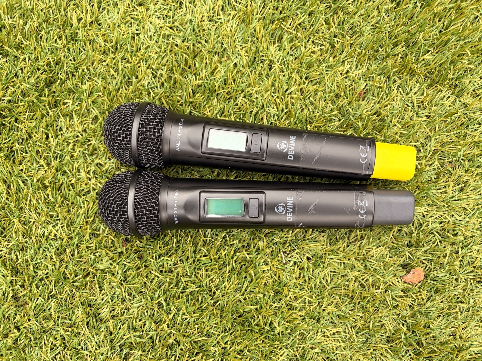 Devine WMD-24 Pro Duo Draadloze Microfoon Set, Muziek en Instrumenten, Ophalen of Verzenden, Gebruikt, Zangmicrofoon, Draadloos