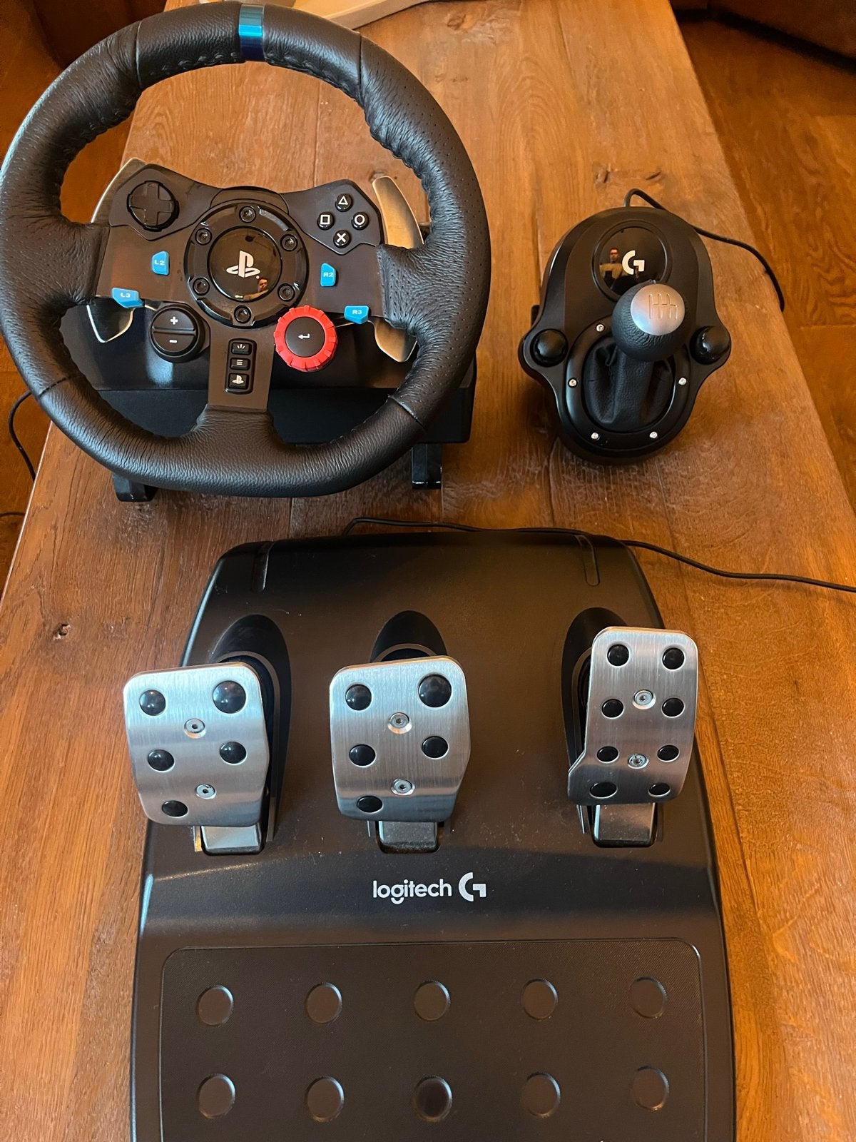 Logitech G29 racestuur, pedalen en shifter voor PlayStation, Spelcomputers en Games, Ophalen, Racestuur, Gebruikt, Force feedback