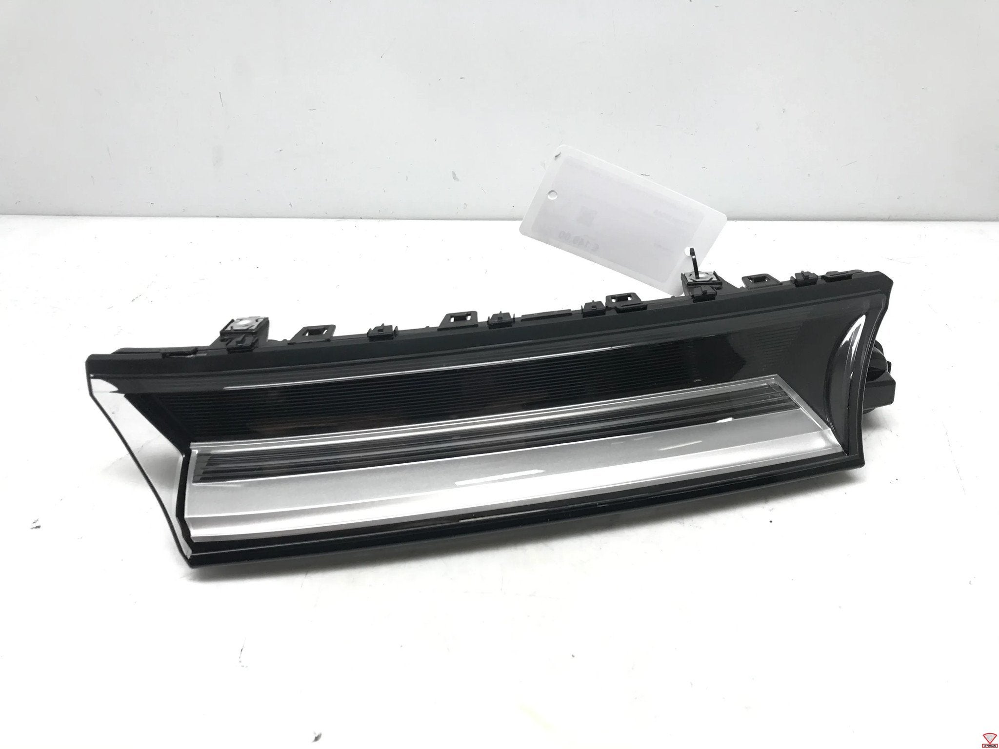 VW Transporter T7 Multivan LED Lamp Grille Rechts 7T0941654A