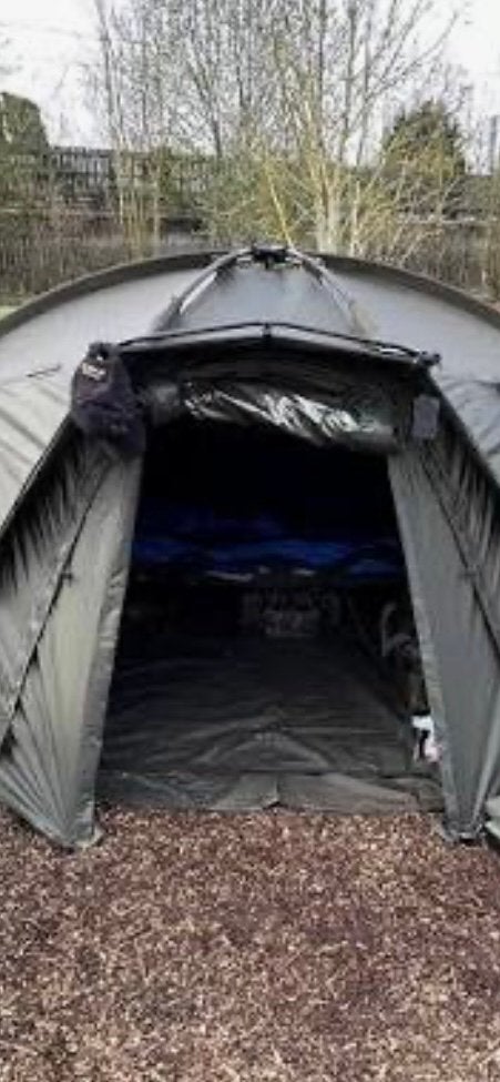 Nash Titan Hide Bivvy met grondzeil en waterproof panel, Ophalen of Verzenden, Zo goed als nieuw, Tot en met 2