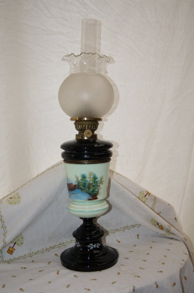 Antieke olielamp met handgeschilderd landschap, Antiek en Kunst, Ophalen of Verzenden