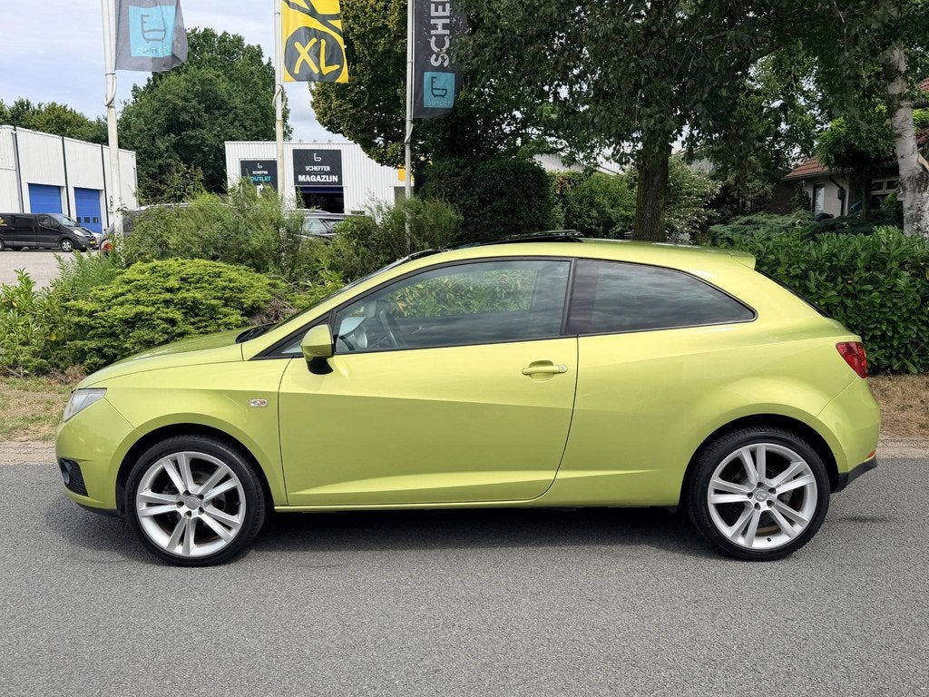 SEAT Ibiza 1.4 Sport 86PK Pano•Xenon, Voorwielaandrijving, Gebruikt, 4 cilinders, Ibiza