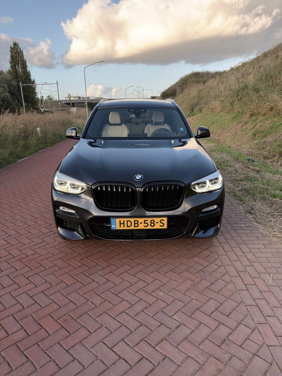 BMW X3 30d xDrive M-pakket | Pano, ACC, Lane assistent, HarK, Auto's, Automaat, Beige, Leder, Diesel